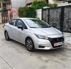 نيسان فيرسا